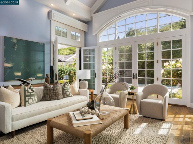 295 Barrington Ln, Alamo, CA 94507