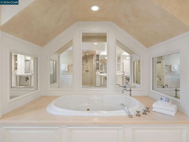 295 Barrington Ln, Alamo, CA 94507