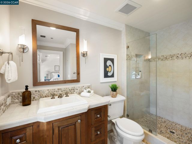 295 Barrington Ln, Alamo, CA 94507