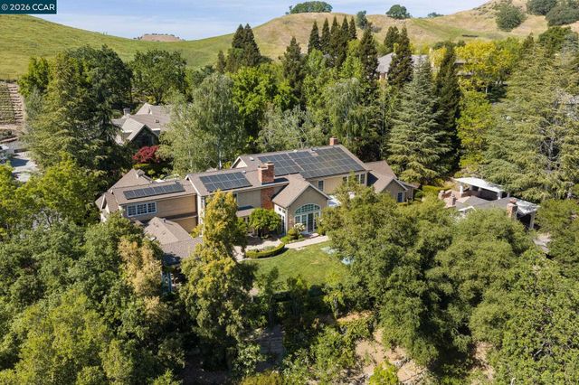 295 Barrington Ln, Alamo, CA 94507