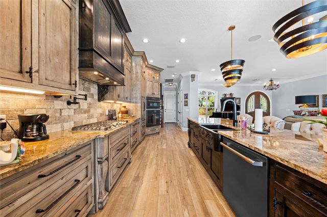 6362 OAK SHORE DRIVE, St Cloud, FL 34771