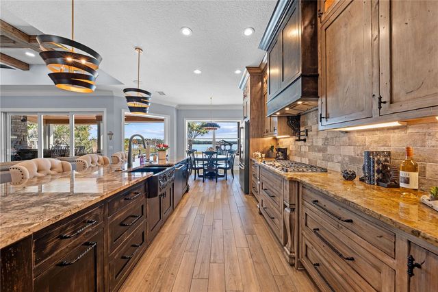 6362 OAK SHORE DRIVE, St Cloud, FL 34771