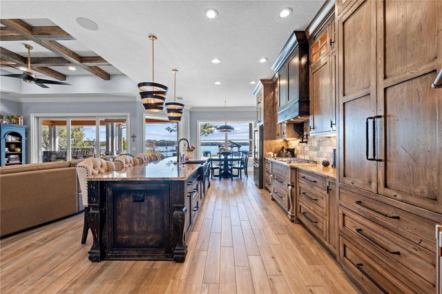 6362 OAK SHORE DRIVE, St Cloud, FL 34771