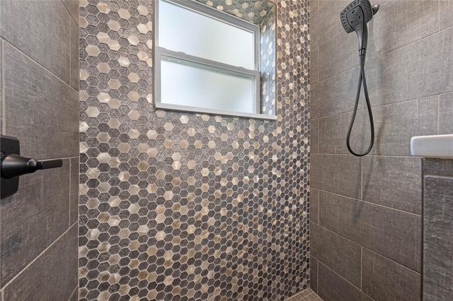 6362 OAK SHORE DRIVE, St Cloud, FL 34771