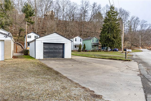 106 Blythe Rd, South Fayette, PA 15064