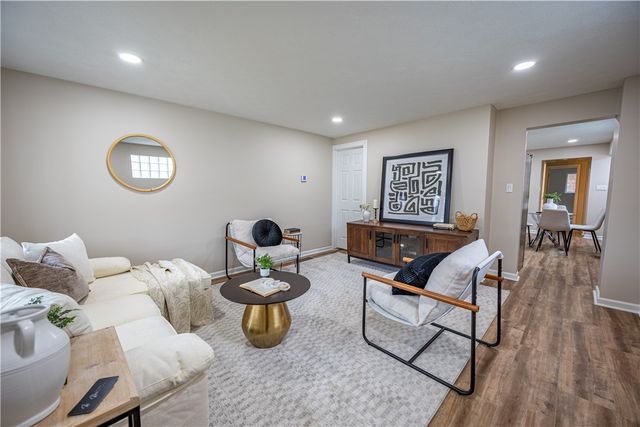 106 Blythe Rd, South Fayette, PA 15064