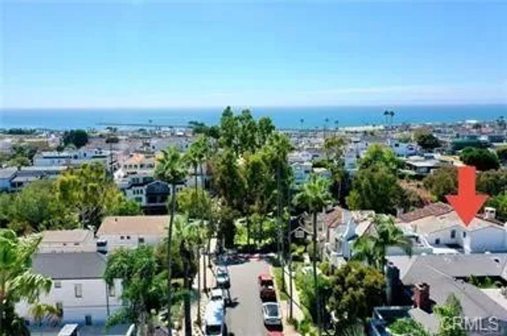 407 Goldenrod, Corona Del Mar, CA 92625