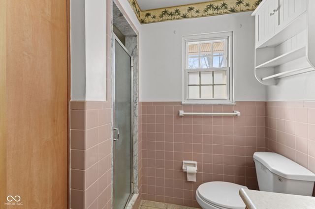 5799 W Maple Drive, Greenwood, IN 46142