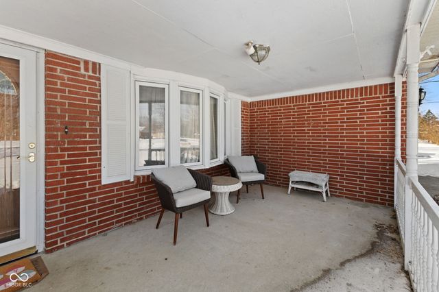 5799 W Maple Drive, Greenwood, IN 46142