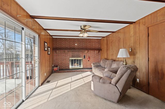 5799 W Maple Drive, Greenwood, IN 46142