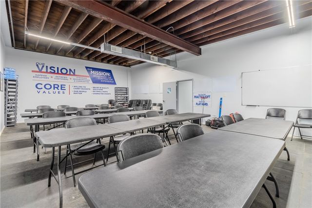 205 31st St, Mckeesport, PA 15132