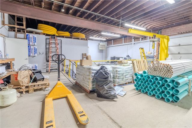 205 31st St, Mckeesport, PA 15132