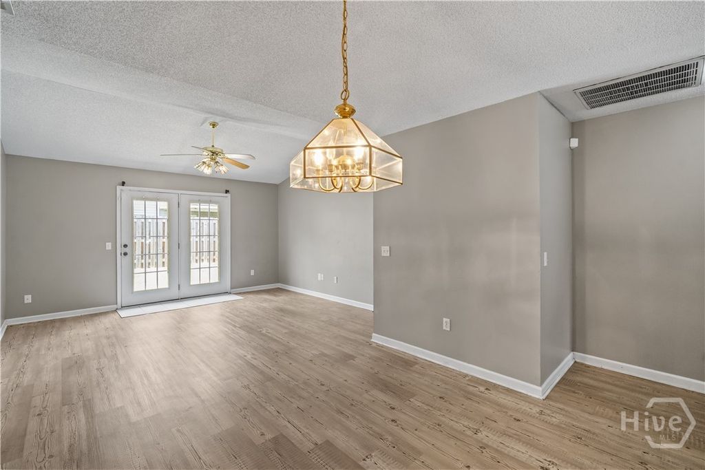 Image 9 of property listing at 125 Towne Park Drive, Rincon, GA 31326
