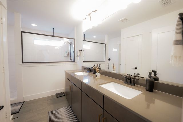 7557 Donnelly Avenue, Dallas, TX 75228