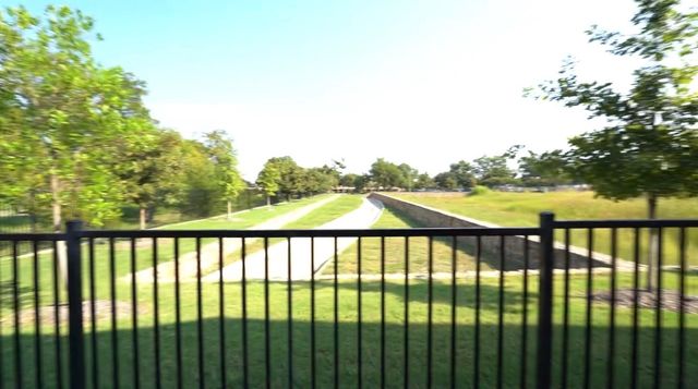 7557 Donnelly Avenue, Dallas, TX 75228