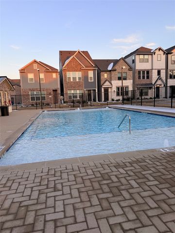 7557 Donnelly Avenue, Dallas, TX 75228