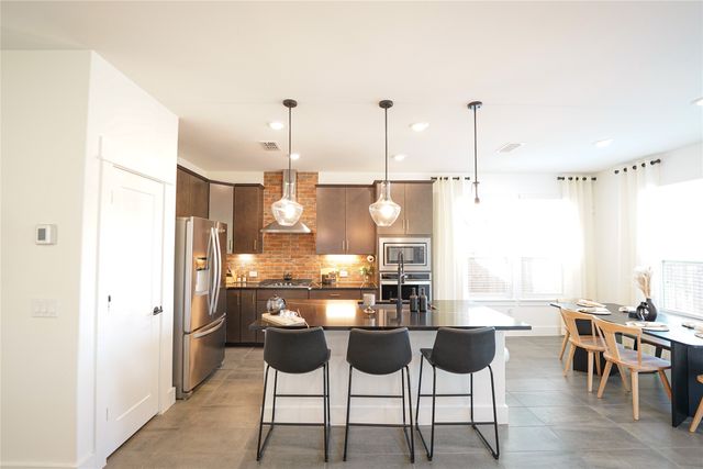 7557 Donnelly Avenue, Dallas, TX 75228