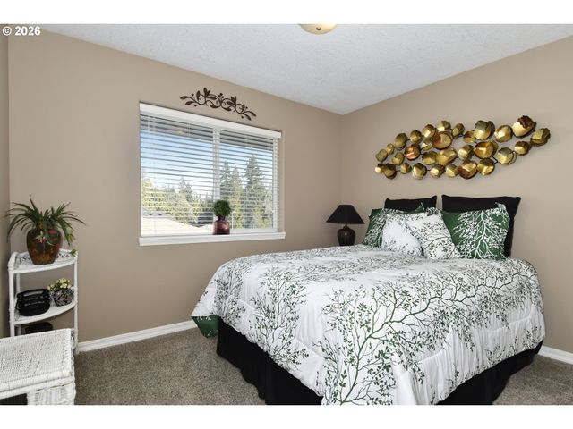 2581 Se MORLAN Way, Gresham, OR 97080