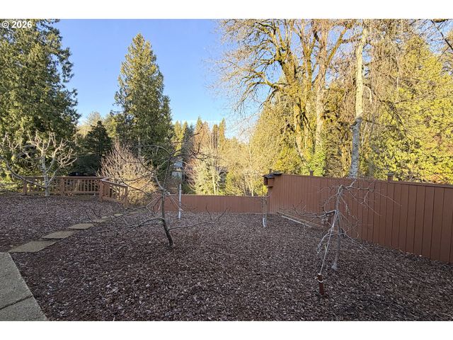 2581 Se MORLAN Way, Gresham, OR 97080
