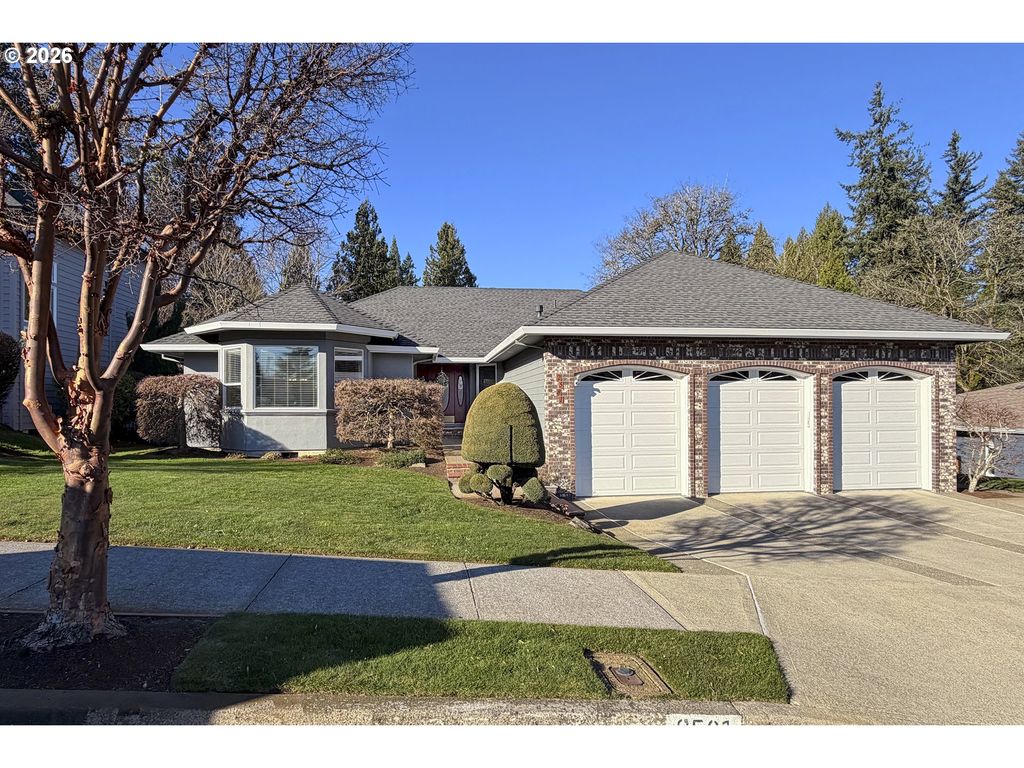 2581 Se MORLAN Way, Gresham, OR 97080