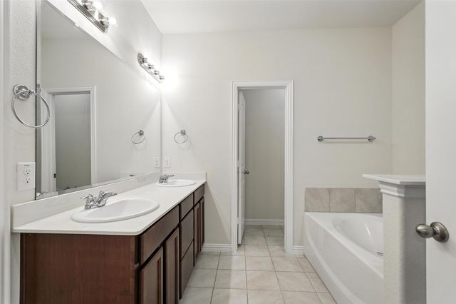 6214 Heron Drive, Celina, TX 76227