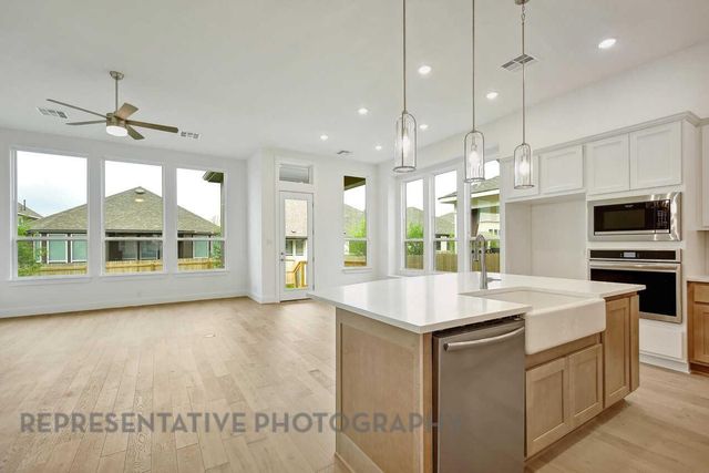 21242 Natalia Grove, Magnolia, TX 77355