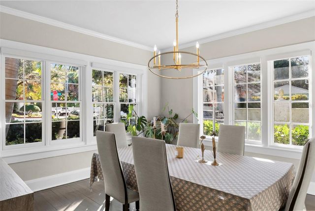 2943 W BAYSHORE COURT, Tampa, FL 33611