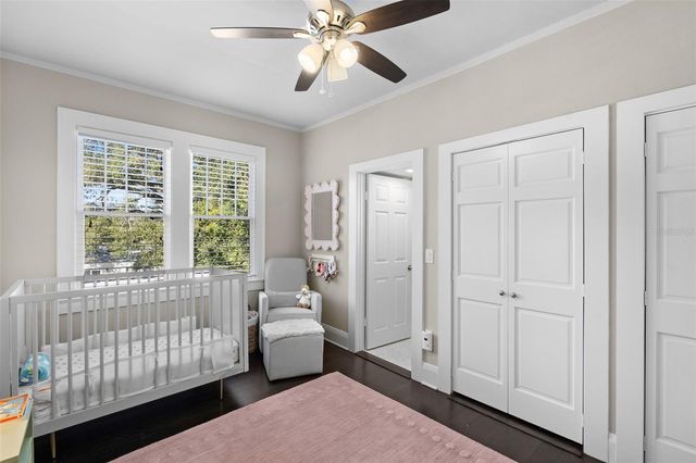 2943 W BAYSHORE COURT, Tampa, FL 33611