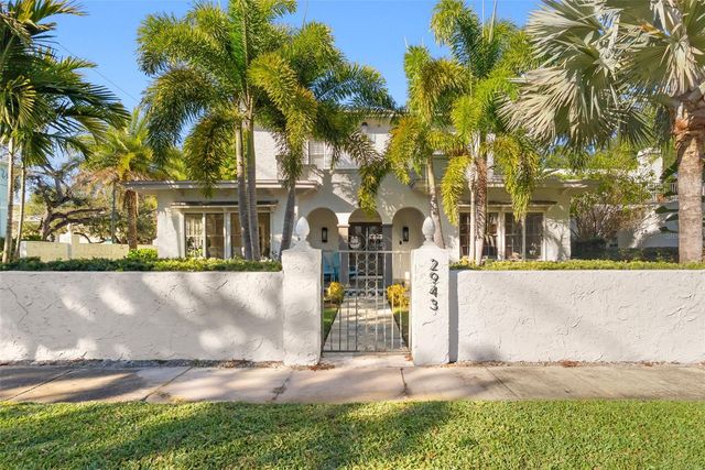 2943 W BAYSHORE COURT, Tampa, FL 33611