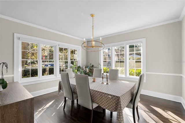 2943 W BAYSHORE COURT, Tampa, FL 33611