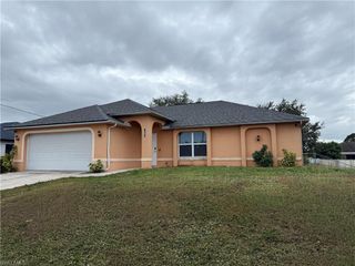 3509 8th ST SW, Lehigh Acres, FL 33976
