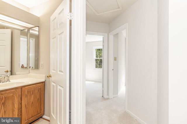 46814 IRONSTONE TER, Sterling, VA 20164