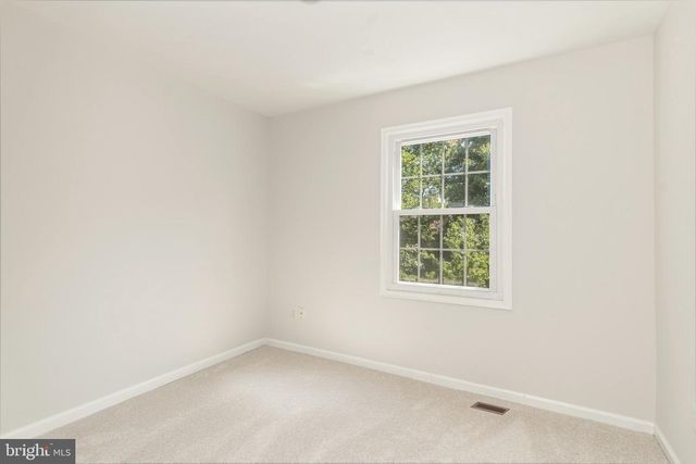 46814 IRONSTONE TER, Sterling, VA 20164