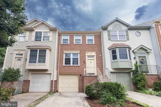 46814 IRONSTONE TER, Sterling, VA 20164