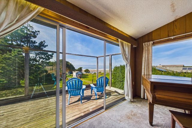 2670 Kelly Avenue, Mckinleyville, CA 95519