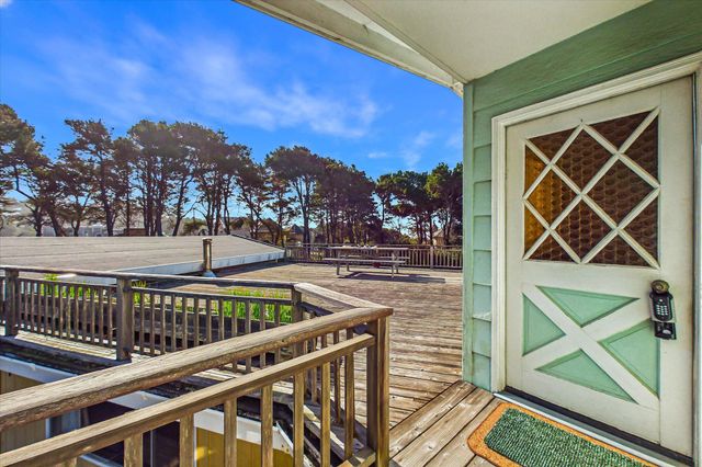 2670 Kelly Avenue, Mckinleyville, CA 95519