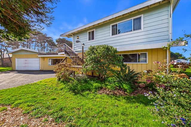 2670 Kelly Avenue, Mckinleyville, CA 95519