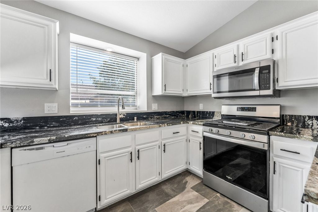 5308 Dana Springs Way, Las Vegas, NV 89130 — photo 4