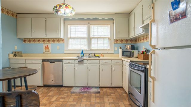 105 Grant Street, Easley, SC 29640