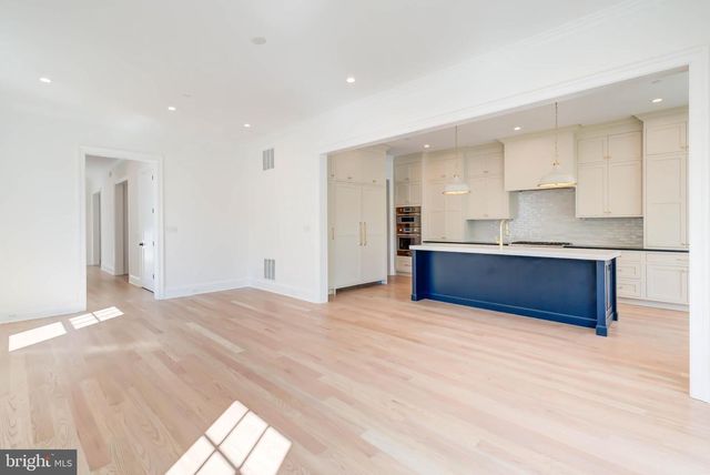 3118 PATTERSON ST NW, Washington, DC 20015