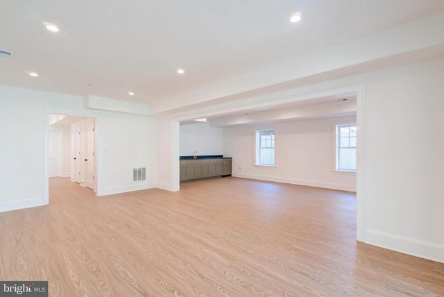3118 PATTERSON ST NW, Washington, DC 20015