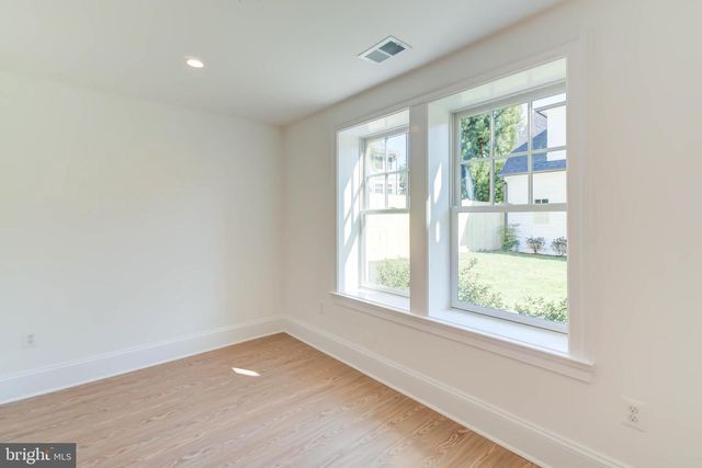 3118 PATTERSON ST NW, Washington, DC 20015