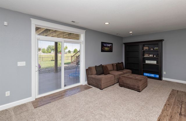 5108 NE Bellagio Court, Ankeny, IA 50021