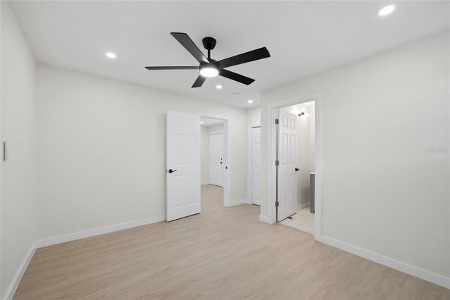 714 E 137TH AVENUE, Tampa, FL 33613