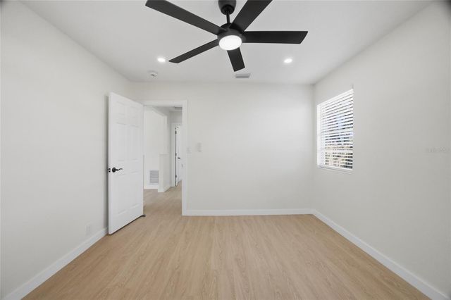 714 E 137TH AVENUE, Tampa, FL 33613