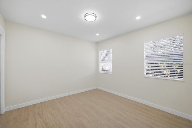 714 E 137TH AVENUE, Tampa, FL 33613