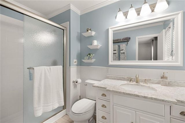 5006 W 72nd Terrace, Prairie Village, KS 66208