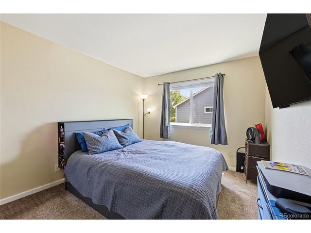 5504 E Burlington Dr, Castle Rock, CO 80104