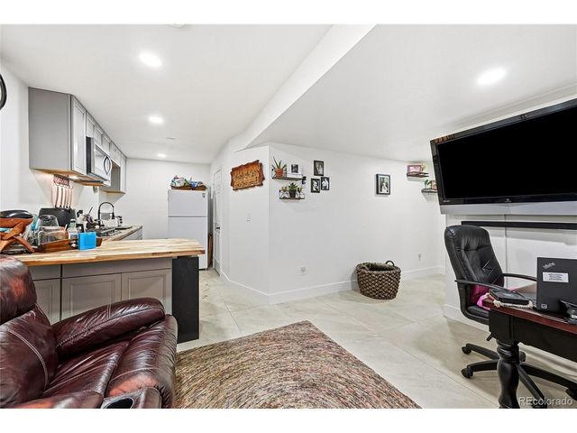 5504 E Burlington Dr, Castle Rock, CO 80104