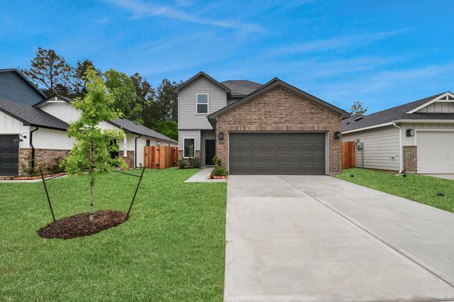 18724 Loom Drive, Conroe, TX 77306